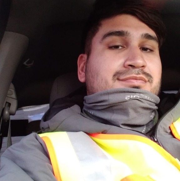 Meet your Posher, Luis - Picture 1 of 1